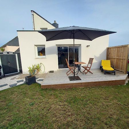 Studio Avec Terrasse Et Jardin A 100 M De La Plage Ploemeur Exterior photo